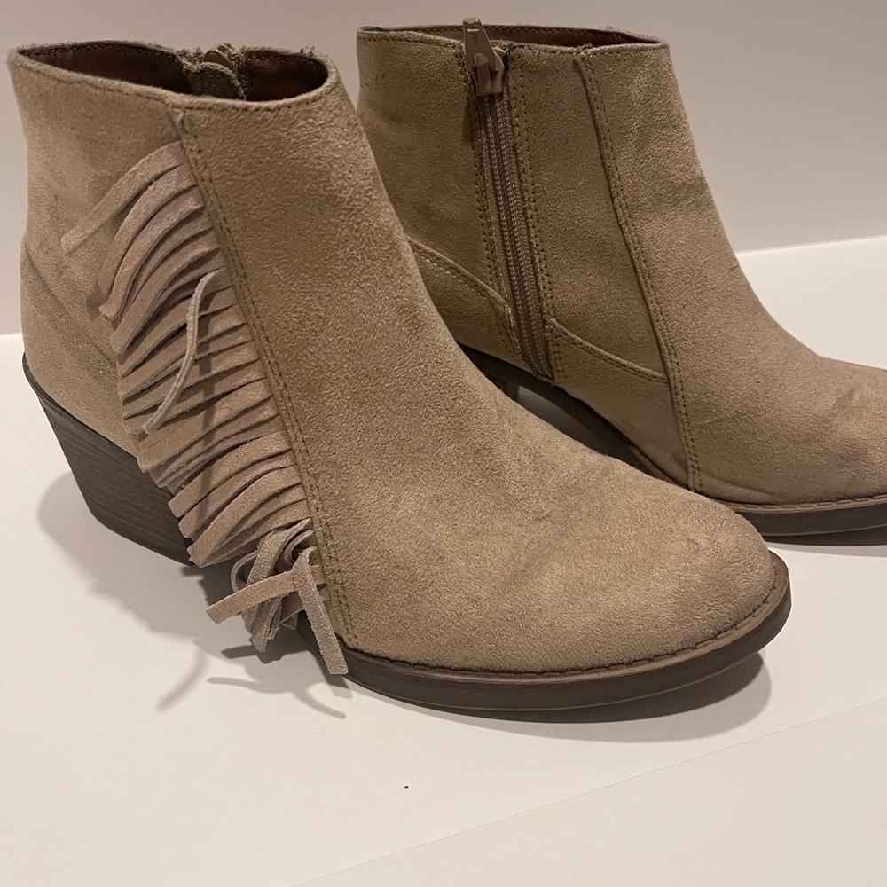 Fringe Suede Ankle Booties - Tan